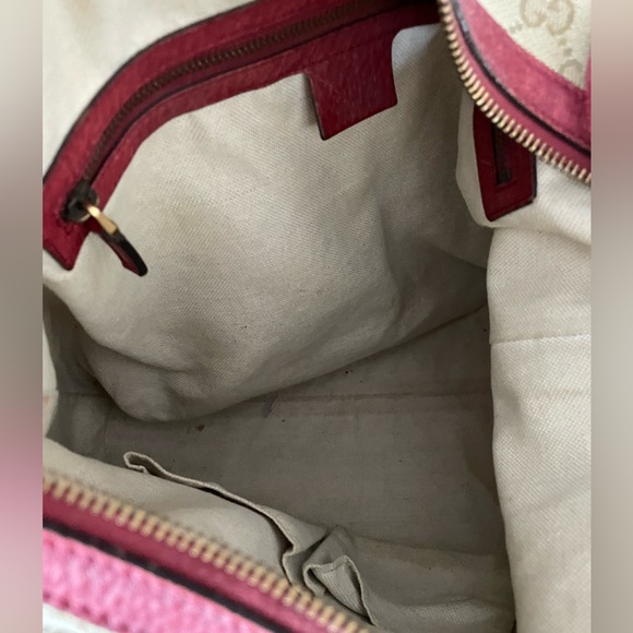 Gorgeous Red Classic Gucci Bag 👛 - Picture 12 of 15